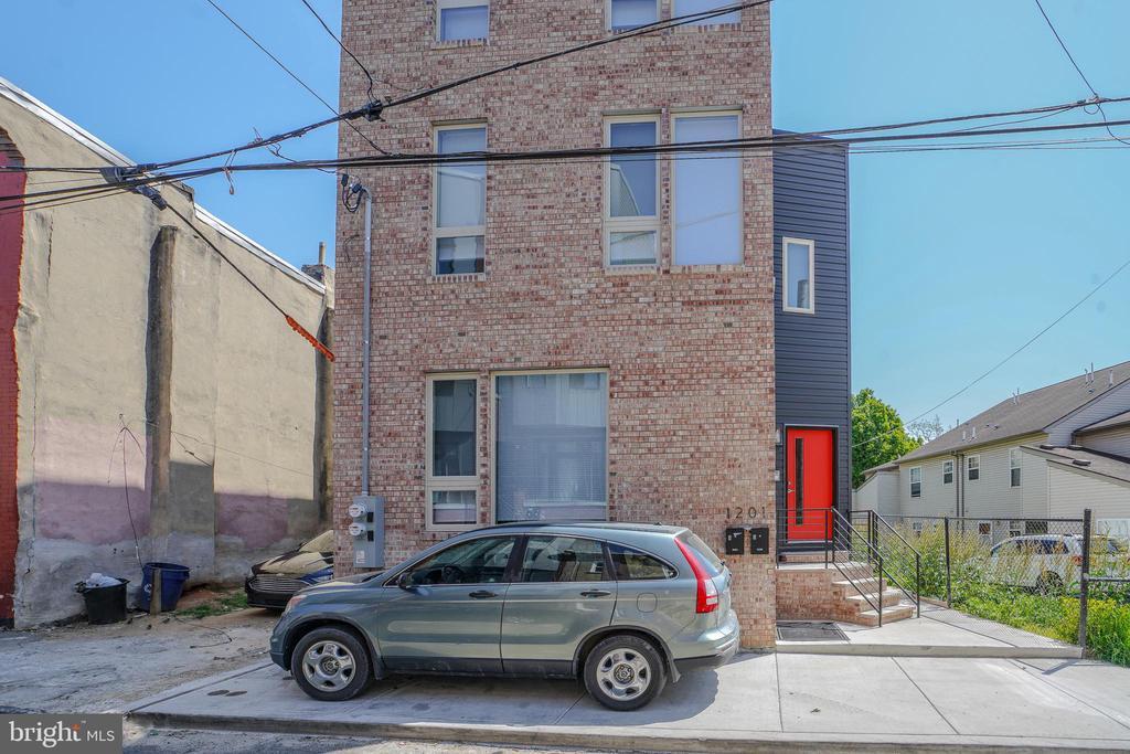 1201 N Taylor St in Philadelphia, PA - Building Photo