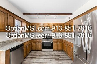 11400 Oak St in Kansas City, MO - Building Photo - Building Photo