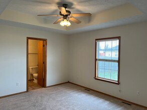 6007 N 10th Ave in Ozark, MO - Building Photo - Building Photo