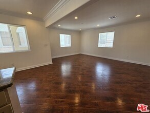 5332 Virginia Ave in Los Angeles, CA - Building Photo - Building Photo