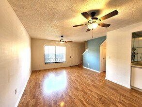 3271 Oak Lake Pl in Winter Park, FL - Building Photo - Building Photo