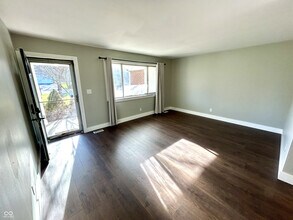 154 Pearl St in Carmel, IN - Building Photo - Building Photo