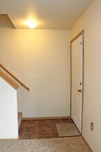 3548 SE 119th Ave in Portland, OR - Foto de edificio - Building Photo