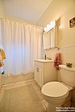 1691 Commonwealth Ave, Unit 22 in Boston, MA - Building Photo - Building Photo