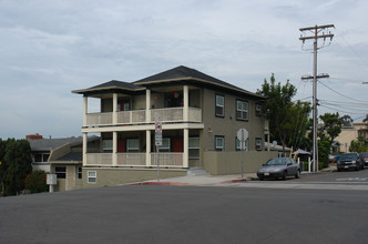 2140-2148 B St in San Diego, CA - Building Photo - Building Photo