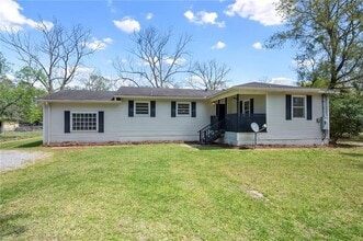 522 Pine St in Saraland, AL - Building Photo - Building Photo