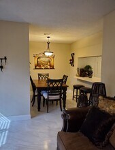 5729 Smoke Ranch Rd in Las Vegas, NV - Building Photo - Building Photo
