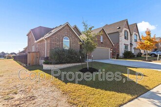 2259 Gran Cielo Trl in New Braunfels, TX - Building Photo - Building Photo