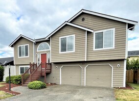 Vintage Y Condominiums in Tacoma, WA - Building Photo
