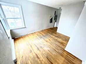 126 Empire Ave in St John's, NL - Building Photo - Building Photo