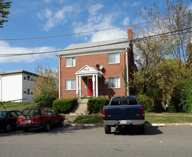 904 Fairview Ave in Takoma Park, MD - Building Photo - Building Photo