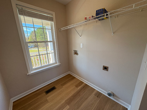 342 Massengill Pond Rd in Angier, NC - Foto de edificio - Building Photo