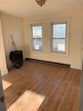 236 Cedar St, Unit 3 in Somerville, MA - Building Photo - Building Photo