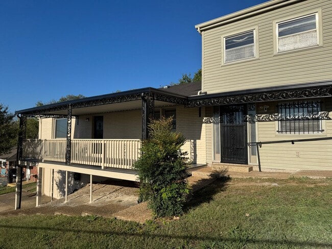 2109 Summitt Ave in Nashville, TN - Building Photo - Building Photo