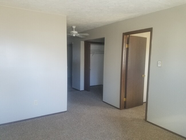255 E Main St in Rexburg, ID - Building Photo - Building Photo