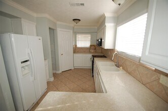 3338 Walhalla Dr in Houston, TX - Building Photo - Building Photo