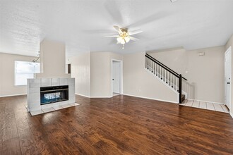 19735 River Rock Dr in Katy, TX - Building Photo - Building Photo
