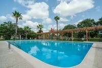 2110 Whiteback Dr photo'