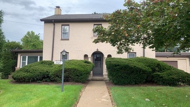 property at 2527 Salem Ave