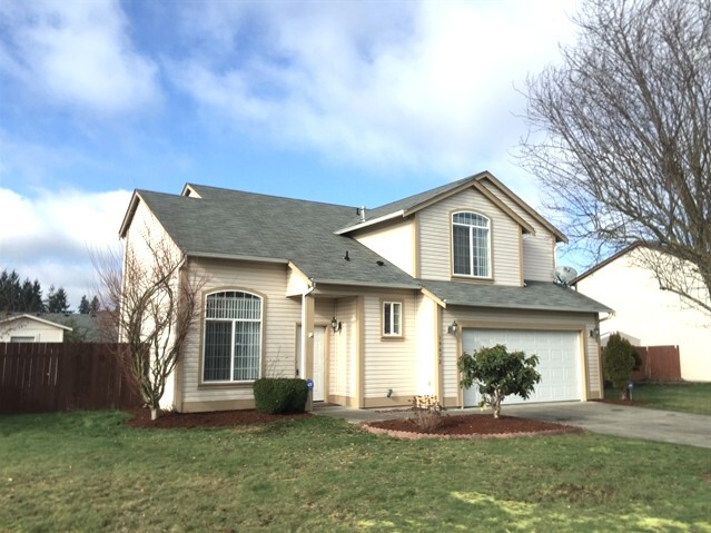 19612 13th Avenue Ct E in Spanaway, WA - Building Photo