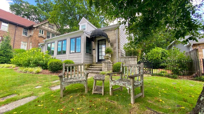 3841 Glenwood Ave in Birmingham, AL - Foto de edificio - Building Photo