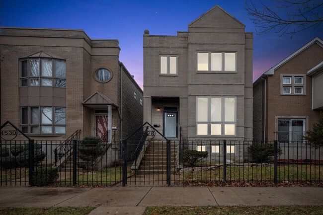 property at 4528 S St Lawrence Ave