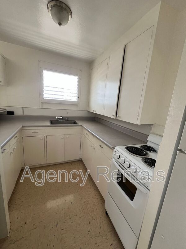 property at 1231 Matlock Ave