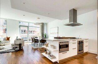 1555 Blake St in Denver, CO - Building Photo