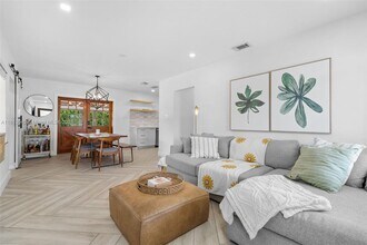441 NE 14th St in Homestead, FL - Building Photo - Building Photo