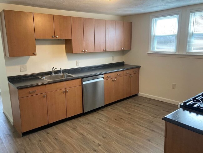 102 Holten St, Unit 102 holten st 3