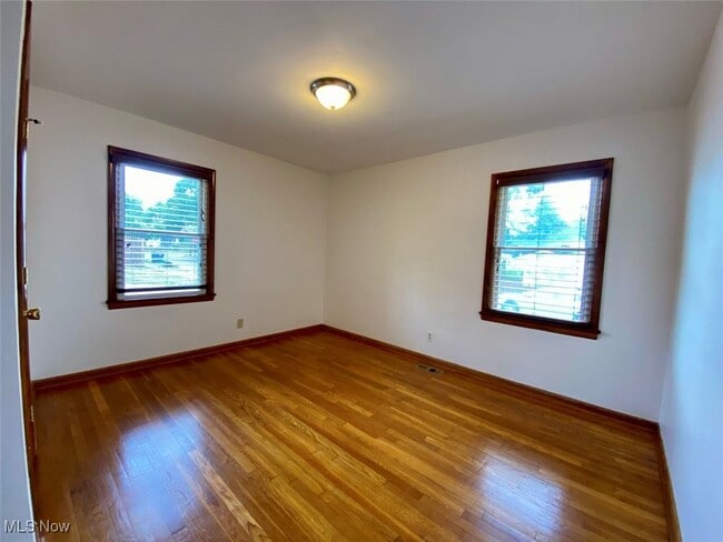 property at 1881 17th St SW