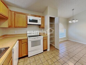 4308 Iveyglen Ave in Orlando, FL - Building Photo - Building Photo