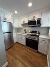 4 Milton Ave in Highland, NY - Building Photo - Building Photo