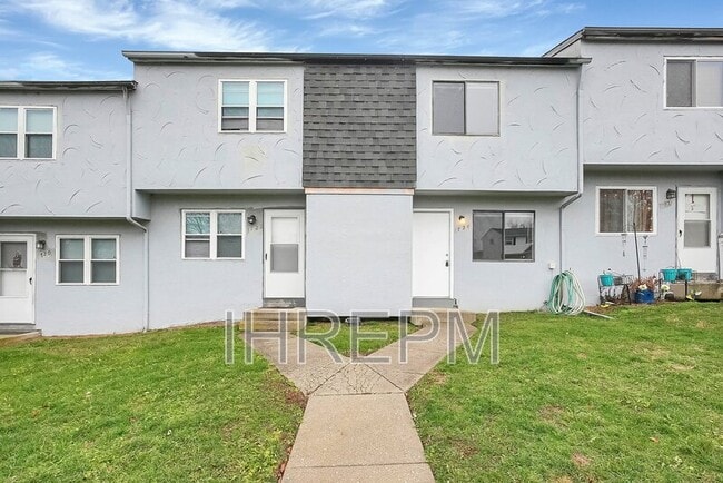 1728 River Bend Rd in Columbus, OH - Building Photo - Building Photo
