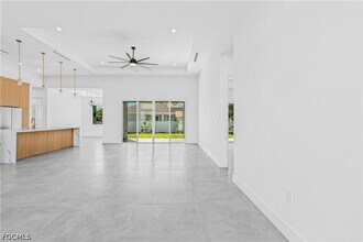 512 NW 35th Pl in Cape Coral, FL - Building Photo - Building Photo