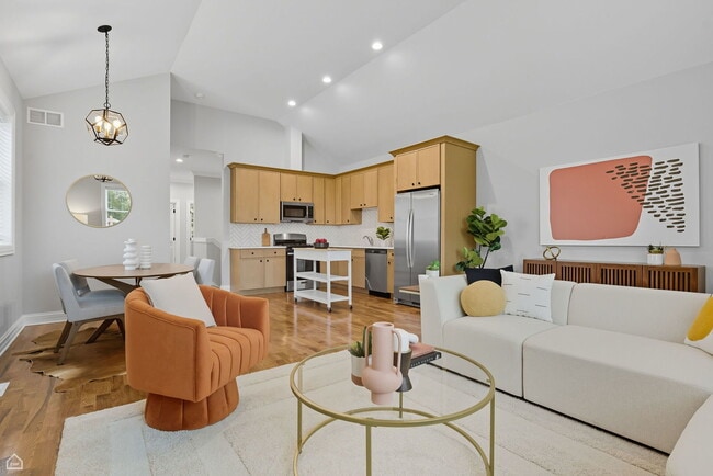 547 N Springfield Ave in Chicago, IL - Building Photo - Building Photo