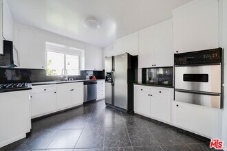 1022 21st St in Santa Monica, CA - Building Photo - Building Photo