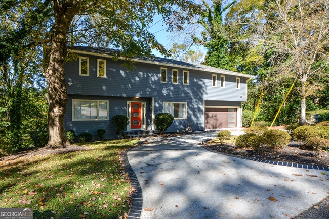 2704 Margaret Mitchell Dr NW in Atlanta, GA - Building Photo - Building Photo