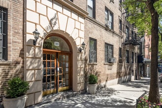 181 E 93rd St in New York, NY - Foto de edificio - Building Photo