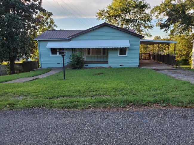 property at 385 2nd Ave