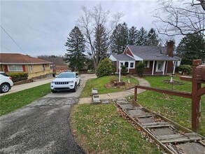 471 Kimlyn Ave in Irwin, PA - Building Photo - Building Photo