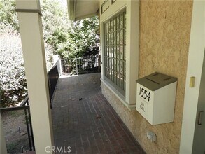 1554 Las Lunas St in Pasadena, CA - Building Photo - Building Photo