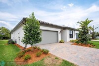 373 SE Filoli Dr in Port St. Lucie, FL - Building Photo - Building Photo