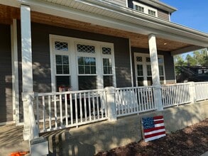 917 New Ballwin Rd in Ballwin, MO - Foto de edificio - Building Photo