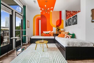 401 Korean Veterans Blvd in Nashville, TN - Building Photo