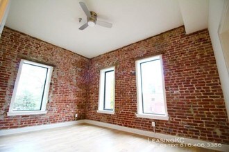 435 Westport Rd in Kansas City, MO - Building Photo - Building Photo