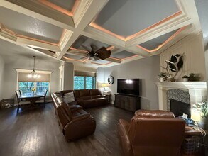 137 Millstone Ct in Branson, MO - Building Photo - Building Photo