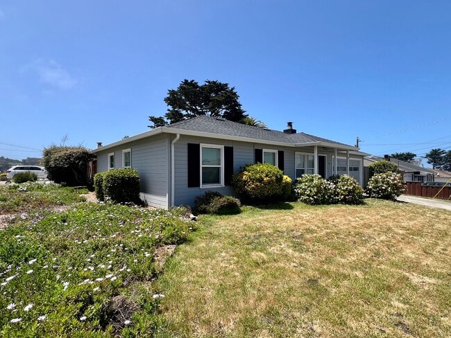 224 Nelson Ave in Pacifica, CA - Building Photo - Building Photo