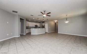 4507 SE 9th Pl in Cape Coral, FL - Building Photo - Building Photo