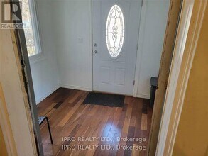 10 Ferndale Ave in Toronto, ON - Building Photo - Building Photo